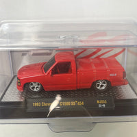 1/64 M2 Machines 1993 Chevrolet C1500 SS 454 Red