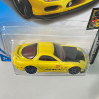 Hot Wheels 1/64 ‘95 Mazda RX-7 Yellow