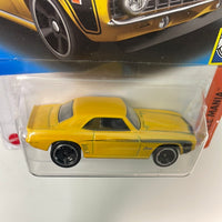Hot Wheels 1/64 ‘69 Copo Camaro Yellow