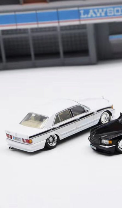 1/64 Master Mercedes Benz W126 560SEL Low Ride White