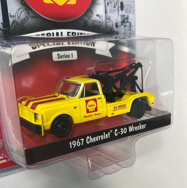 Greenlight 1 64 1967 Chevrolet C 30 Wrecker Shell Flipn Diecast