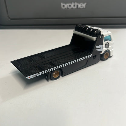 *Loose* Hot Wheels 1/64 Premium Car Culture Box Set Fleet Street Black & White