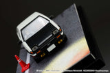 Hobby Japan 1/64 Initial D Toyota Sprinter Trueno GT Apex AE86 / Tomoyuki Tachi vs Takumi Fujiwara w/ Driver Figure