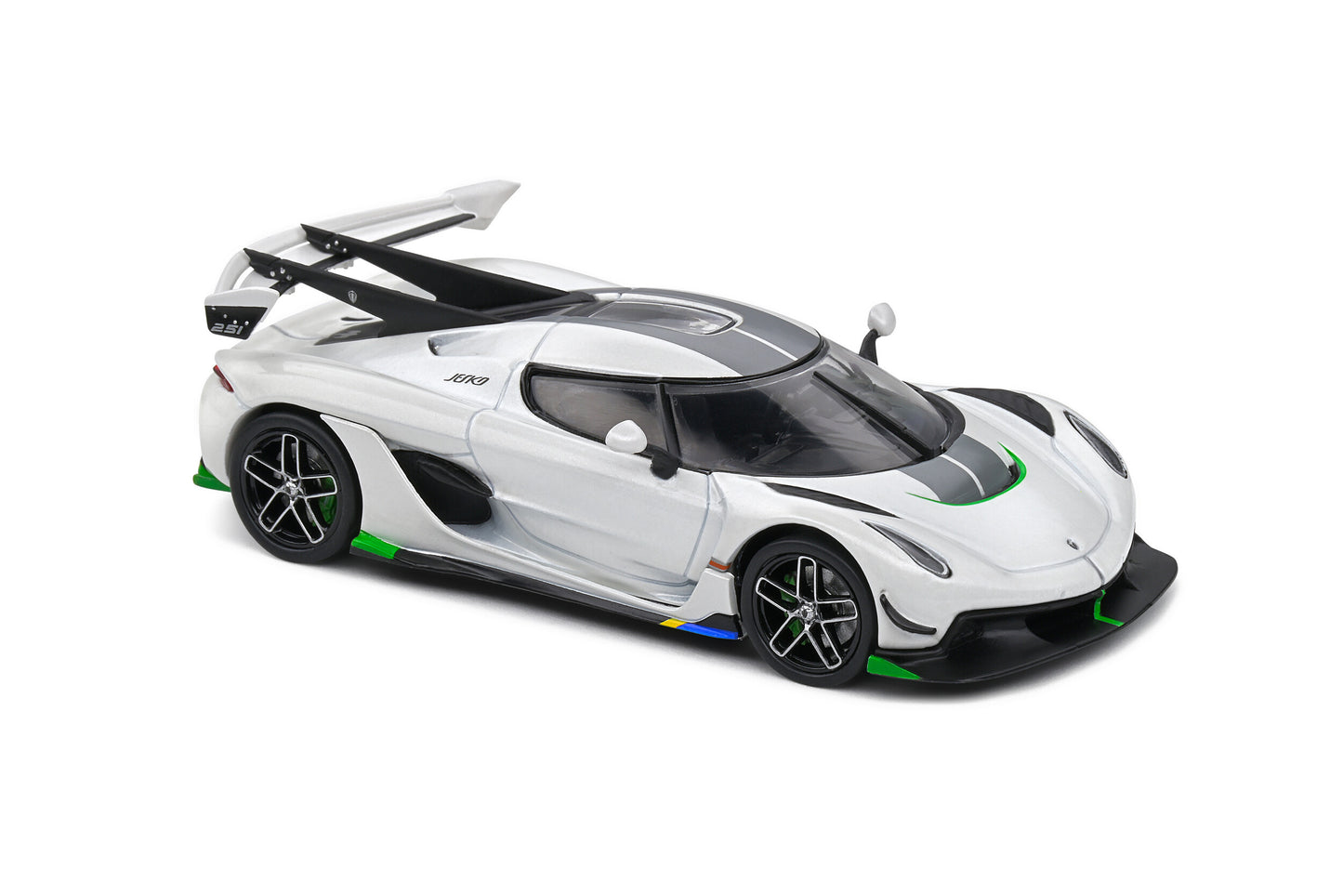 1/43 Solido Koenigsegg Jesko White & Black