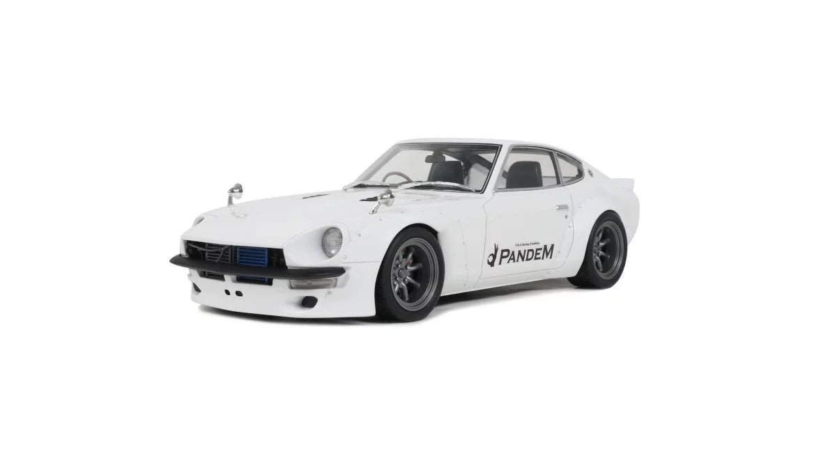 Otto Mobile 1/18 PANDEM Nissan Fairlady Z 2015 White - OT1167