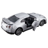 Tomica Premium 1/62 17 NISSAN GT-R Silver