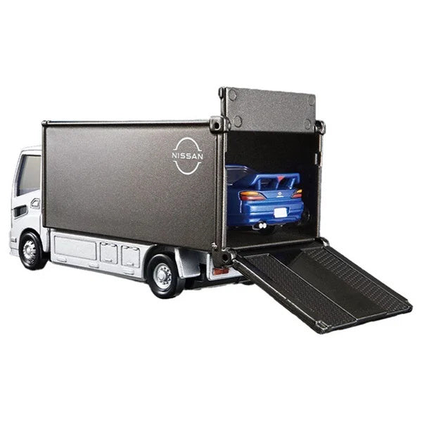 Tomica Premium 1/64 Tomica Transporter Nissan Silvia (S15)
