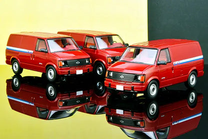 Tomica Limited Vintage Neo 1/64 LV-N344a Chevrolet Astro Van Red