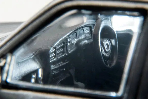 Tomica Limited Vintage Neo 1/64 LV-N256c Toyota Hilux 4WD Pick Up Double Cab SSR 1991 Silver