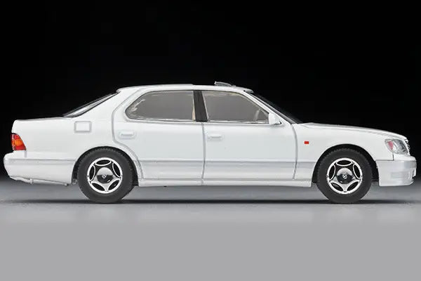 Tomica Limited Vintage Neo 1/64 LV-N356a Toyota Celsior 1997 White Pearl & Silver