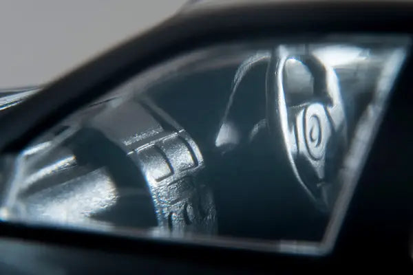 Tomica Limited Vintage Neo 1/64 LV-N227c Toyota Altezza RS200 Z Edition 2002 White - Damaged Box