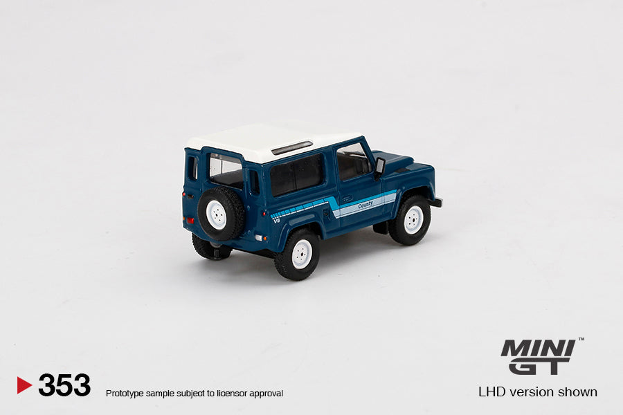 Mini GT 1/64 Mini GT Land Rover Defender 90 County Wagon Stratos Blue