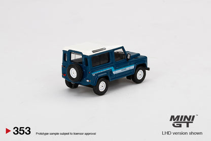 Mini GT 1/64 Mini GT Land Rover Defender 90 County Wagon Stratos Blue