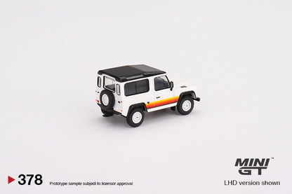 Mini GT 1/64 Land Rover Defender 90 Wagon White