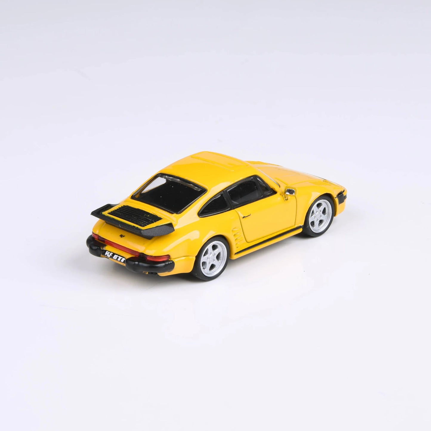Para64 1/64 1986 RUF BTR Blossom Yellow - PA-55541