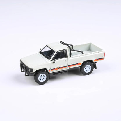 Para64 1/64 1984 Toyota Hilux Single Cab White