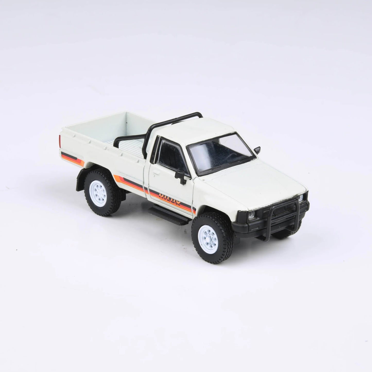 Para64 1/64 1984 Toyota Hilux Single Cab White