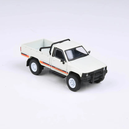 Para64 1/64 1984 Toyota Hilux Single Cab White