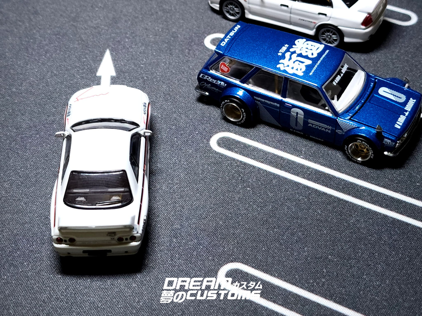 Dream Customs 1/64 Daikokufuto Zone 1 Mini Desktop Diorama