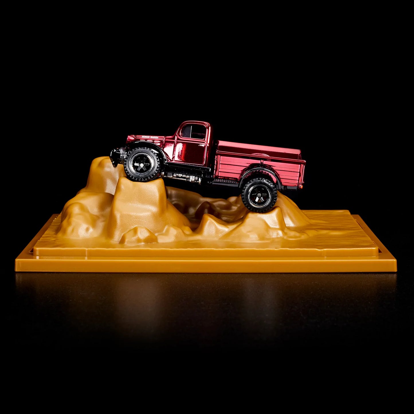 Hot Wheels RLC 1952 Dodge Power Wagon Red