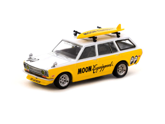 Tarmac Works Global64 1/64  Datsun Bluebird 510 Wagon MOON Equipped