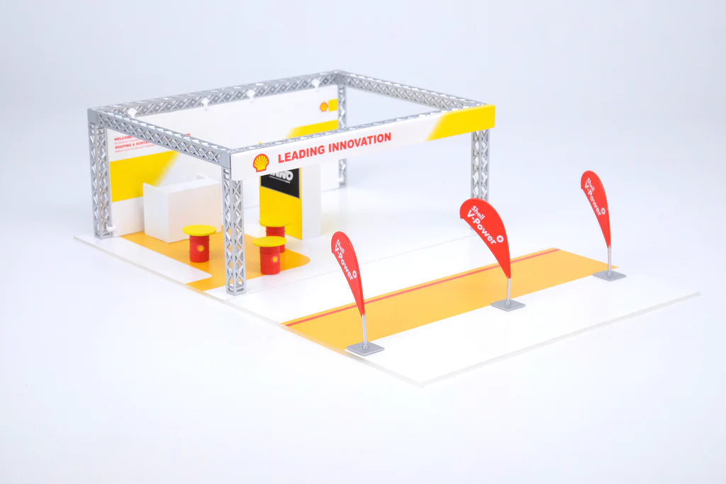 Inno64 1/64 Shell Exhibition Kiosk Diorama (Cars not Included)