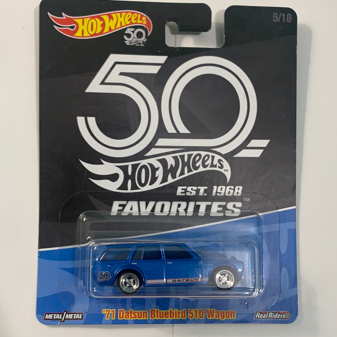 Hot Wheels 1/64 50th Favorites ‘71 Datsun Bluebird 510 Wagon Blue