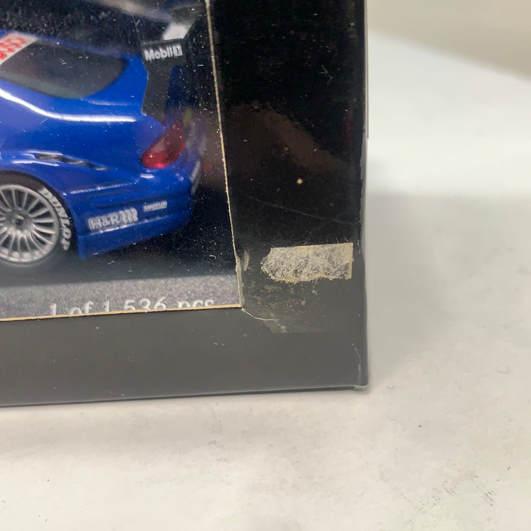 1/43 Minichamps Mercedes CLK Coupé DTM 2001 Team Manthey