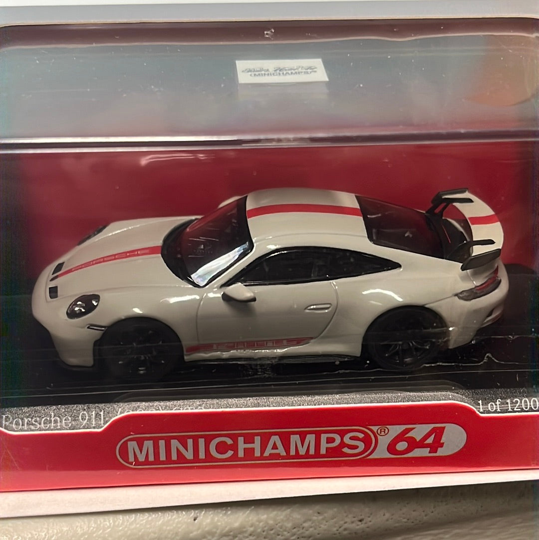 Minichamps 1/64 – Flipn Diecast