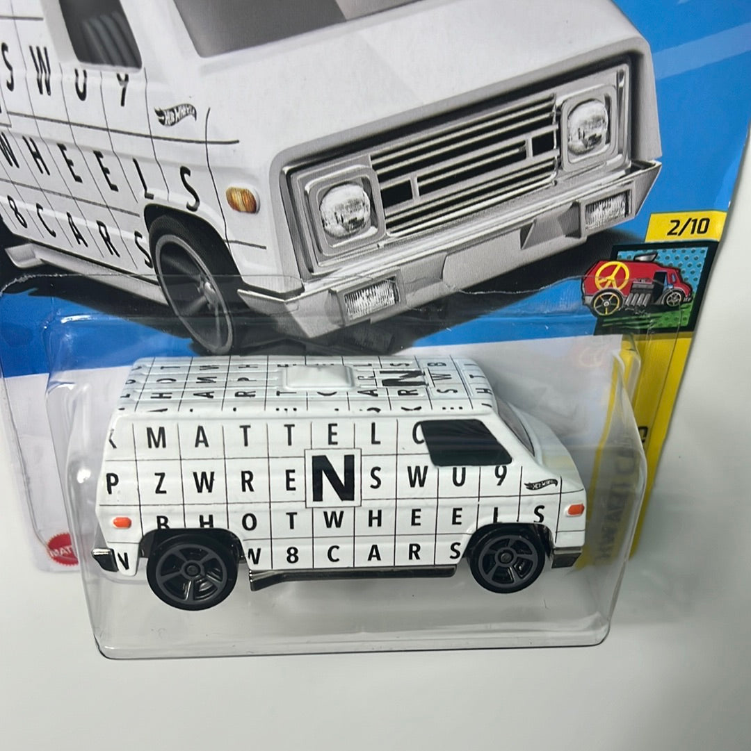 Hot Wheels 1/64 70s Van White