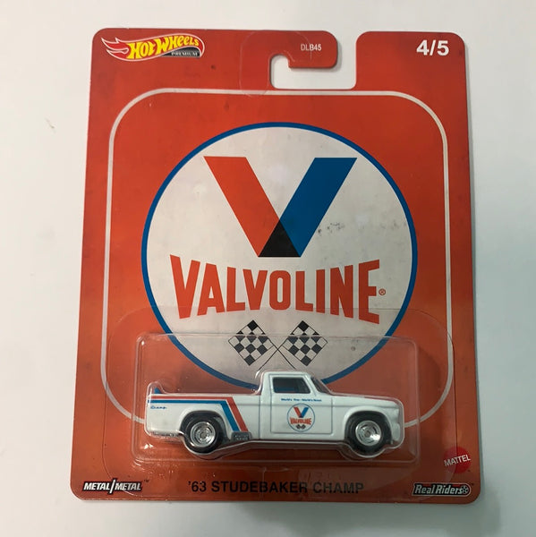 Hot Wheels Pop Culture Valvoline ‘63 Studebaker Champ