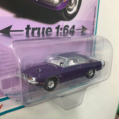 Auto World 1/64 1971 Dodge Dart Swinger 340 Special Plum Crazy Purple