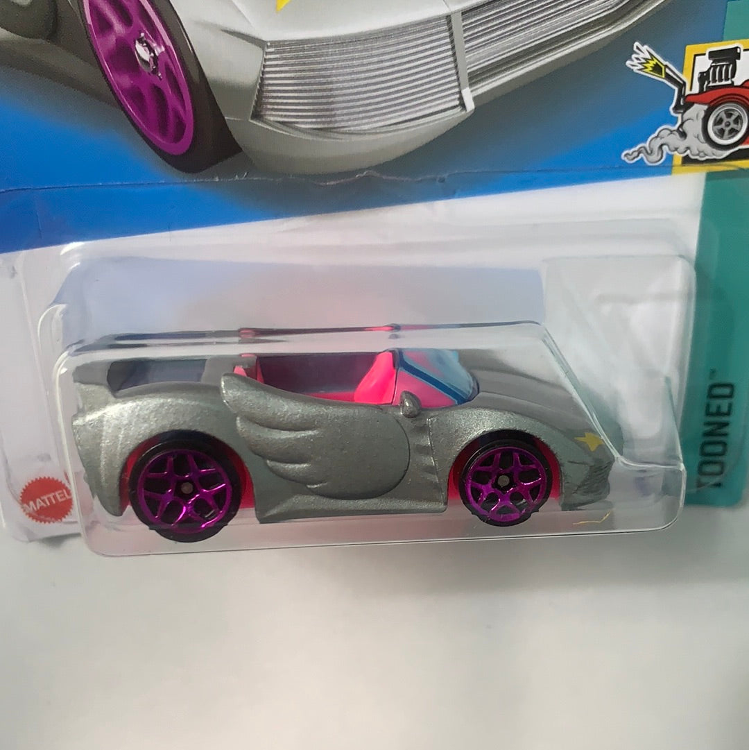 Hot Wheels 1/64 Barbie Extra