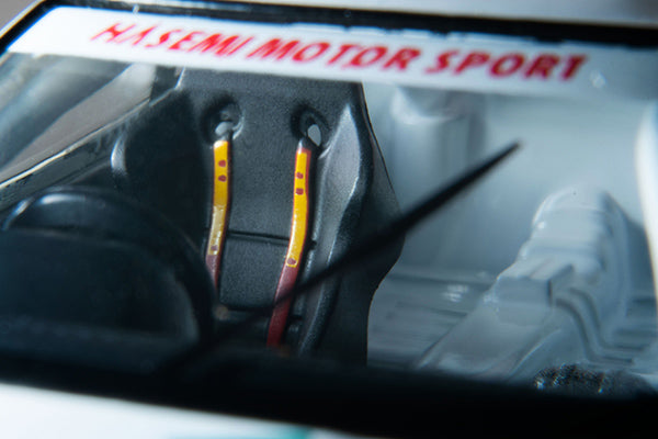 Tomica Limited Vintage 1/64 Unisia Jecs Nissan Skyline R32 (93 spec) LV-N234c