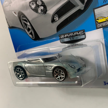 Hot Wheels 1/64 Zamac Alfa Romeo 8C Competizione