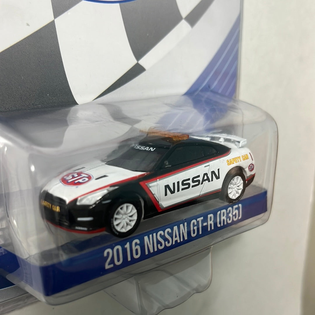 Greenlight 1/64 2016 Nissan GT-R (R35) STP