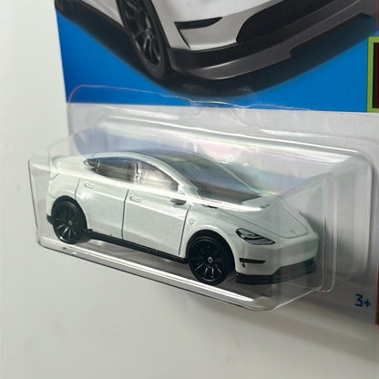 Hot Wheels 1/64 Tesla Model Y White