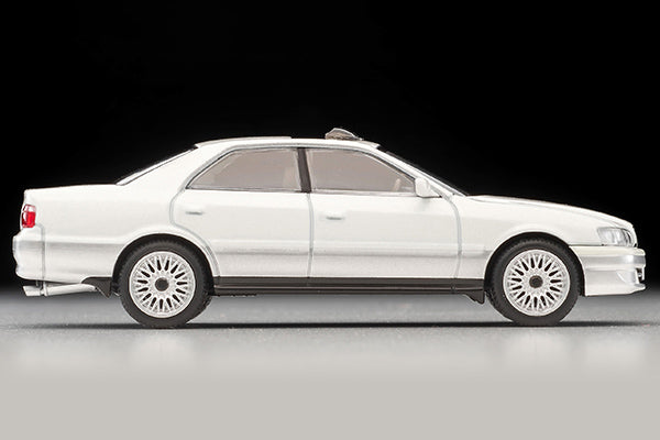 Tomica Limited Vintage Neo 1/64 LV-N241a Toyota Chaser 3.0 Avante G (white / silver)