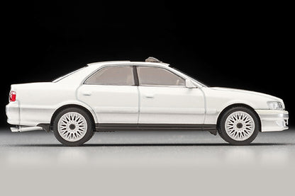 Tomica Limited Vintage Neo 1/64 LV-N241a Toyota Chaser 3.0 Avante G (white / silver)