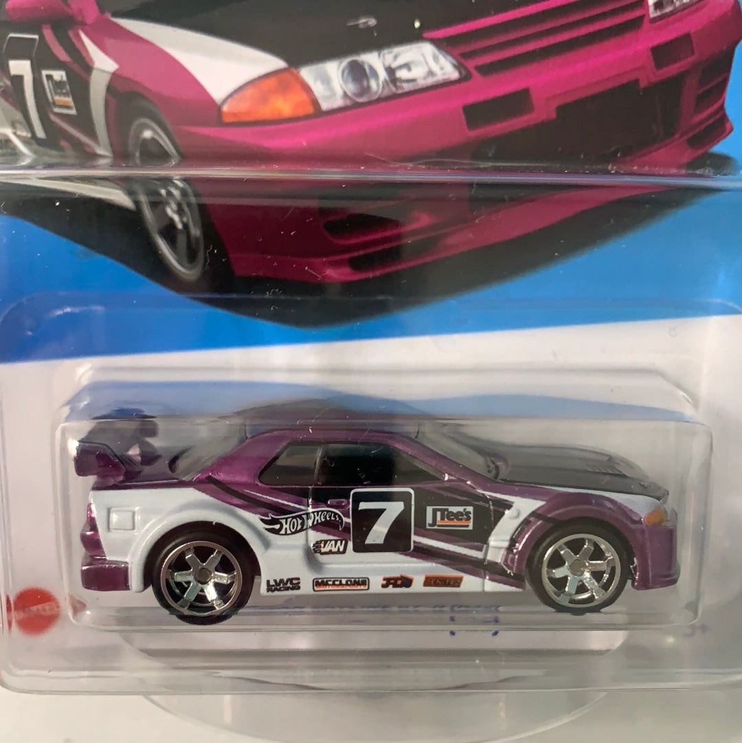 Hot Wheels Legends Tour Nissan Skyline GT-R (R32) – Flipn Diecast
