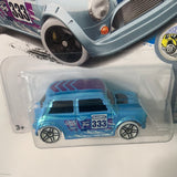 Hot Wheels Morris Mini Light Blue