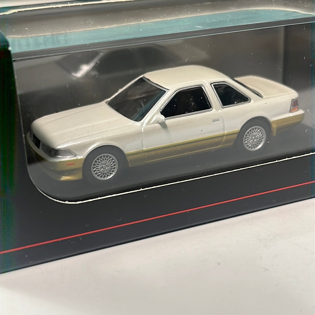 1/64 Kyosho Toyota Soarer White / Gold