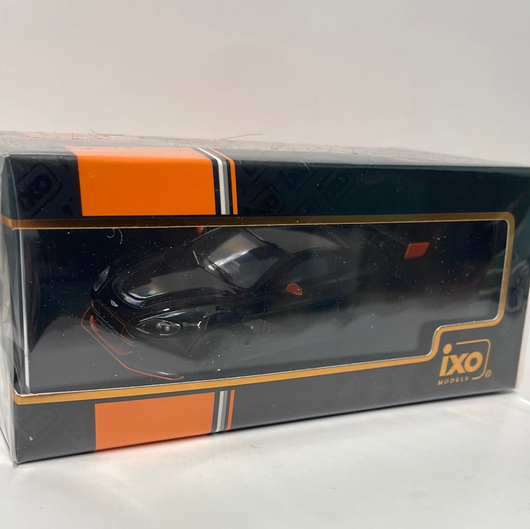 1/43 Ixo Models Aston Martin Vantage GT12 2015 Black & Orange