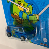 Hot Wheels 1/64 Pop Culture Teenage Mutant Ninja Turtle ‘70s Van Blue