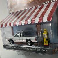 Greenlight 1/64 1991 GMC Sonoma ST w/ Vintage Penzo Gas Pump