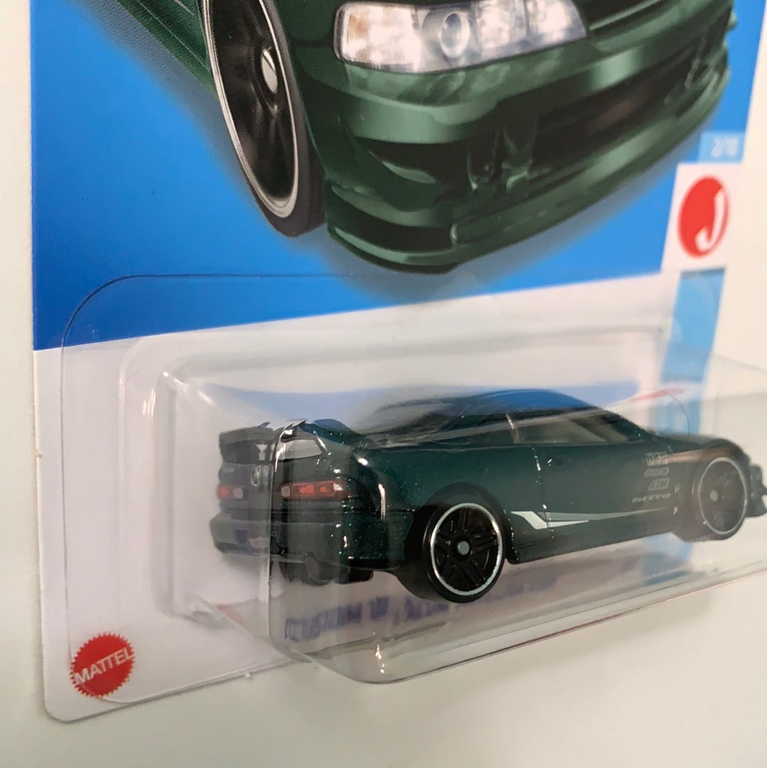 Hot Wheels 1/64 Custom ‘01 Acura Integra GSR Green