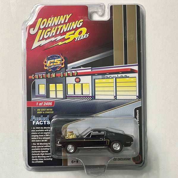 Johnny Lightning 1/64 1968 Ford Mustang Fastback CS Exclusive