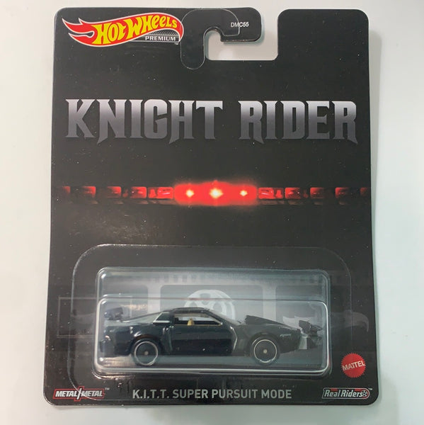 Hot Wheels Entertainment Knight Rider K.I.T.T. Super Pursuit Mode (2020 Release)