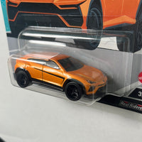 Hot Wheels Car Culture Auto Strasse Lamborghini Urus Orange