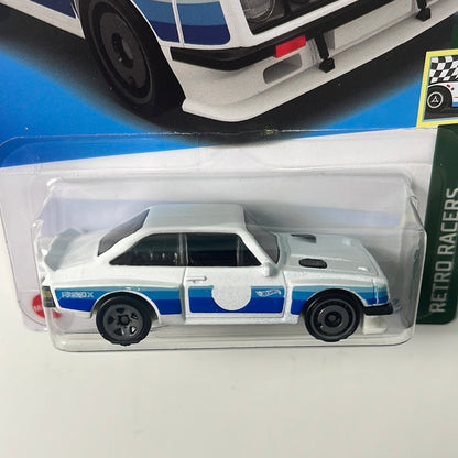 Hot Wheels 1/64 Ford Escort RS2000 White & Blue